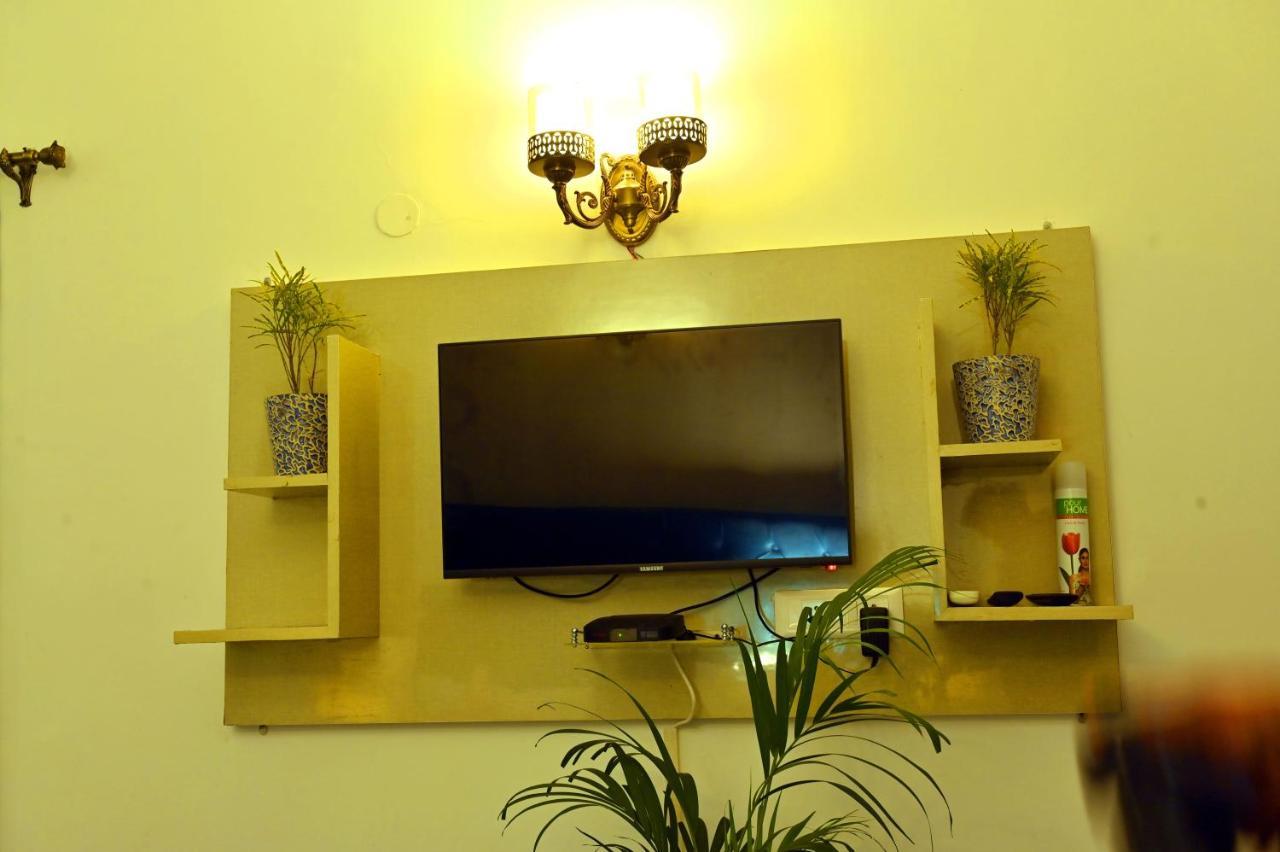 Jay Ally - Boutique Hotel Nowe Delhi Zewnętrze zdjęcie